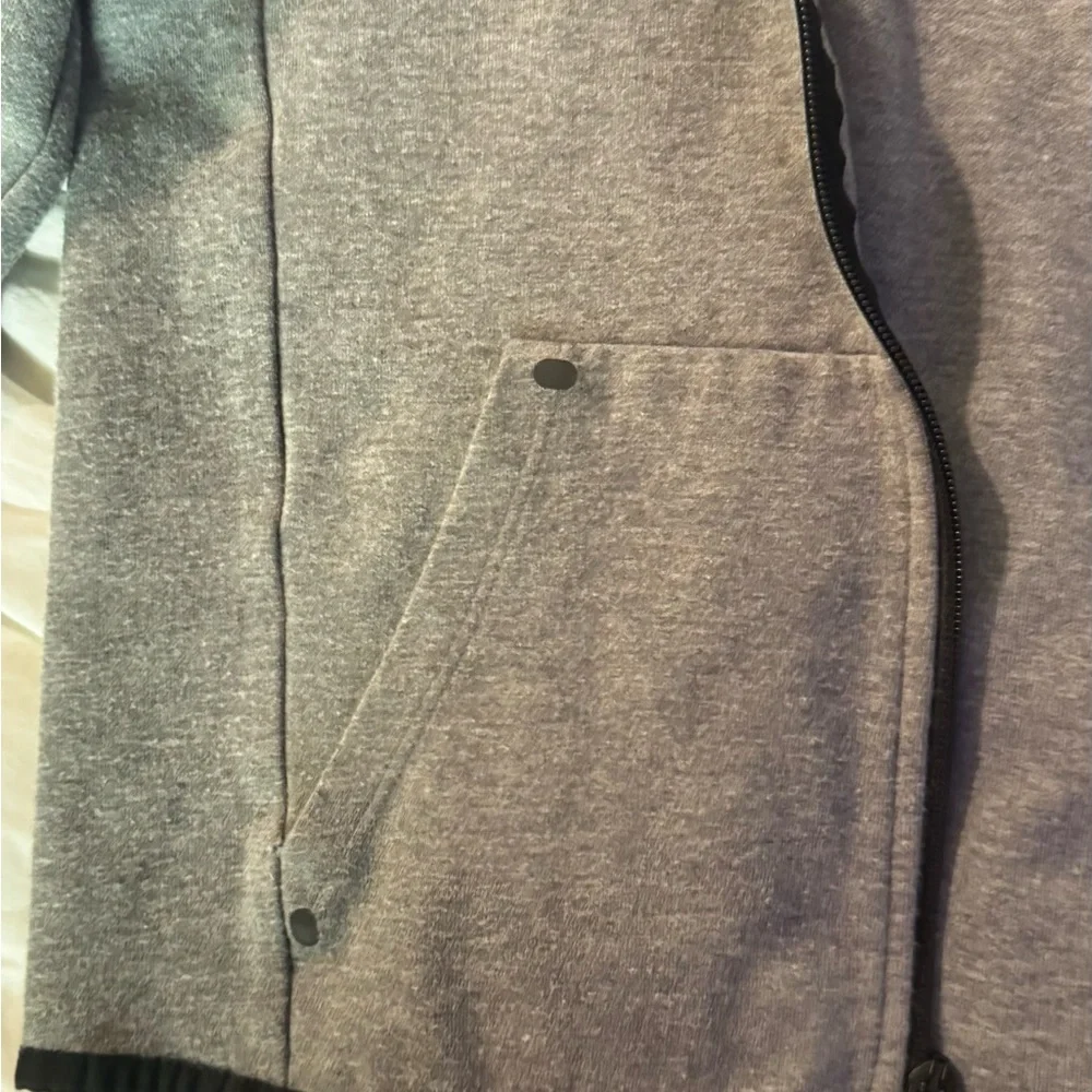 GAP Boys Youth Gray Zip-Up Hoodie